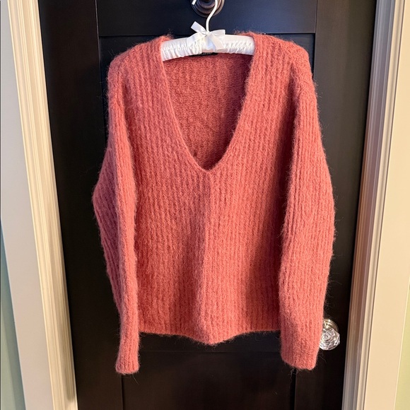 Luisa Cerano Sweaters - Luisa Cerano clay colored luxurious alpaca V-Neck Sweater